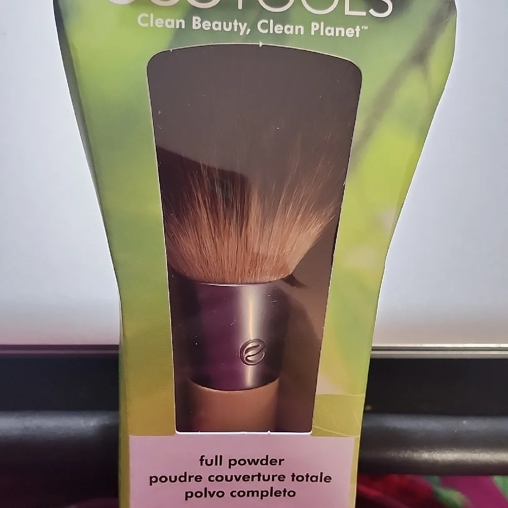 EcoTools Full Powder Brush Clean Beauty Clean Planet from Ulta NEW in box